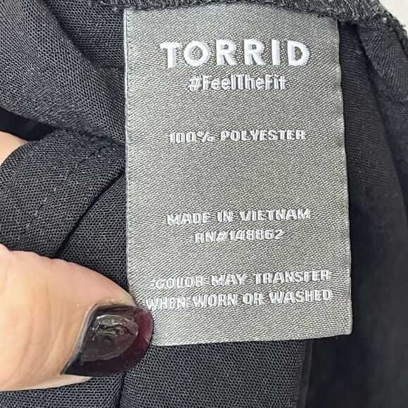 Torrid Jumpsuit Womens 1X Plus Black Sleeveless Wide Leg Cropped Pockets Boho - Picture 8 of 10